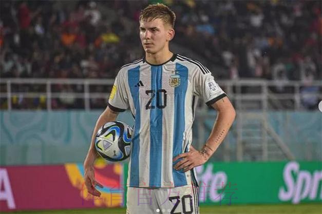 世体：维+居都没站出来 马斯坦托诺难匹敌亚马尔